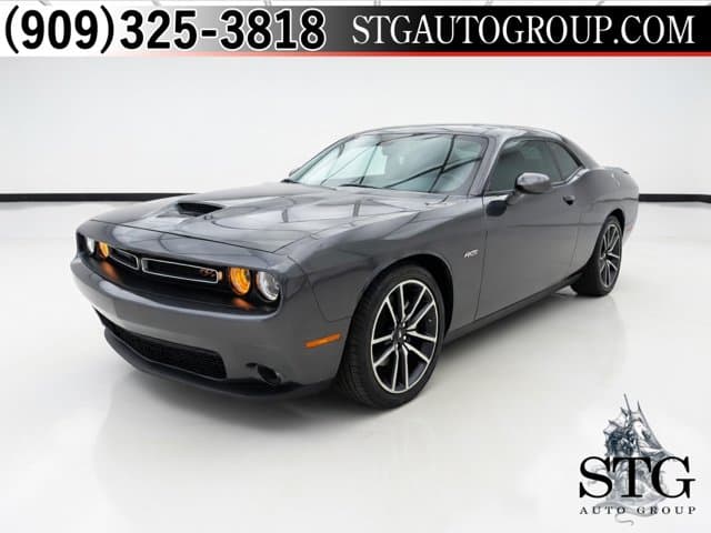 2023 Dodge Challenger R/T — photo 1 of 15
