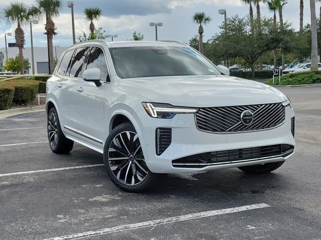 2026 Volvo XC90 Plug-In Hybrid Plus — photo 1 of 27