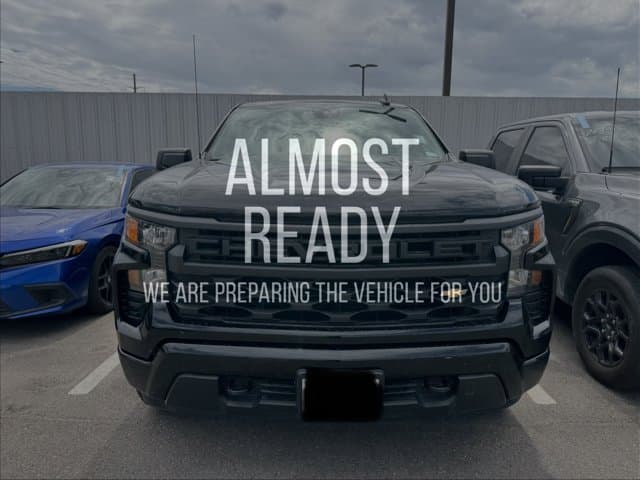 2023 Chevrolet Silverado 1500 Custom — photo 1 of 5