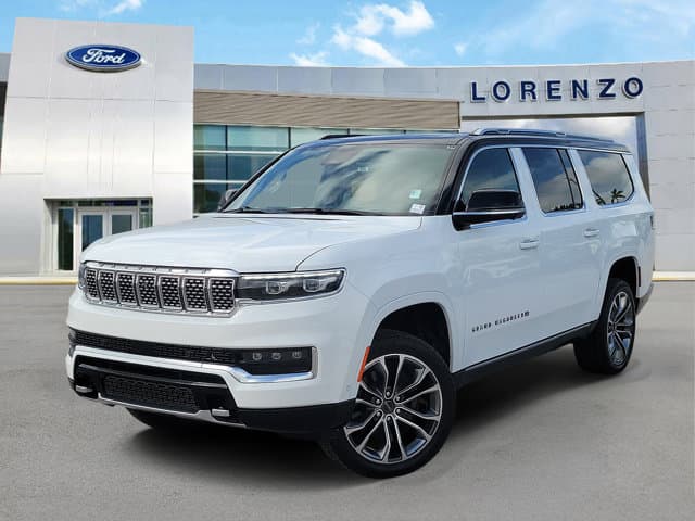 2023 Jeep Grand Wagoneer L Series III — photo 1 of 39