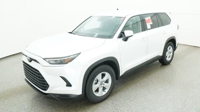 2026 Toyota Grand Highlander LE — photo 1 of 32