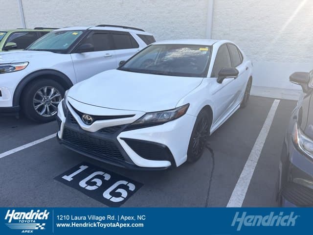 2022 Toyota Camry SE Nightshade — photo 1 of 11