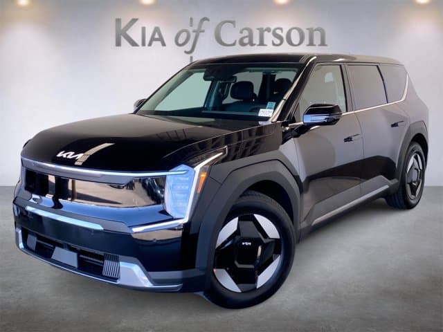 2026 Kia EV9 Light Long Range — photo 1 of 36