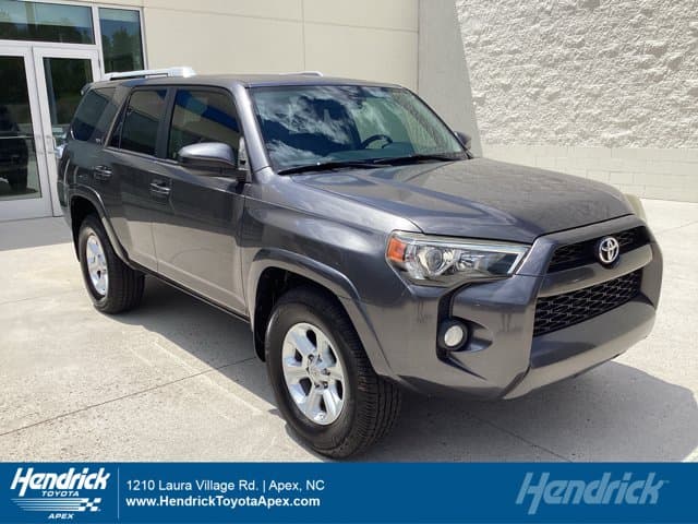 2016 Toyota 4Runner SR5 — photo 1 of 36