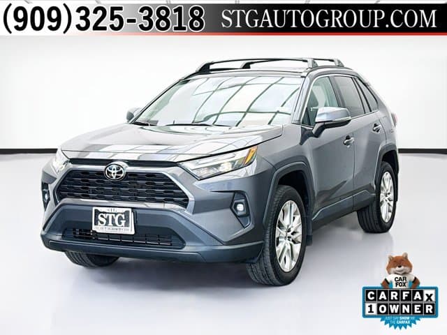 2023 Toyota RAV4 XLE Premium — photo 1 of 21