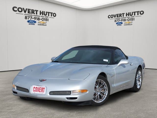 1999 Chevrolet Corvette Base — photo 1 of 30