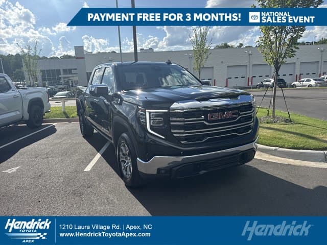 2025 GMC Sierra 1500 SLT — photo 1 of 34