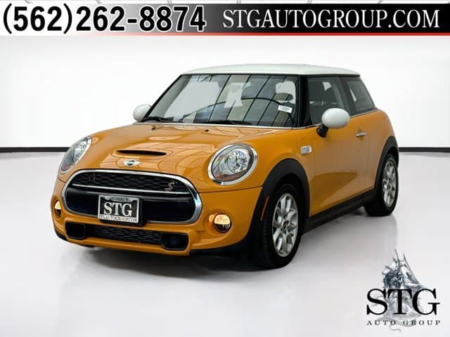 2017 Mini Hardtop 2 Door Base — photo 1 of 19