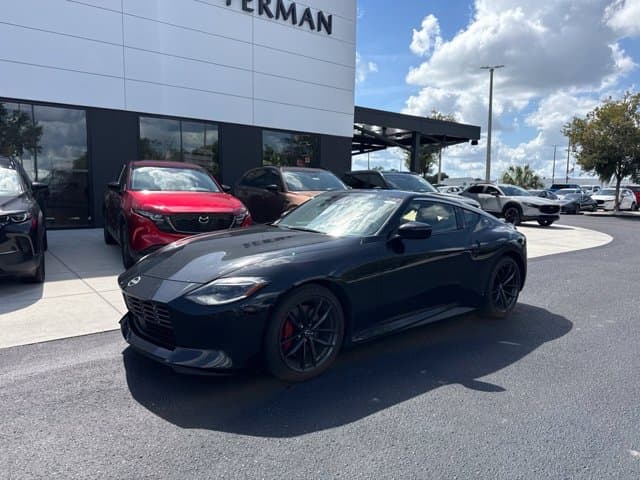 2023 Nissan Z Performance — photo 1 of 12