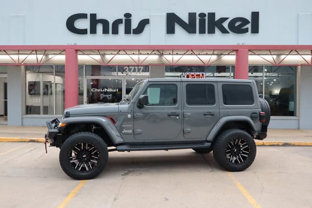 2019 Jeep Wrangler Unlimited Sahara — photo 1 of 33