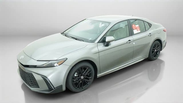 2027 Toyota Camry SE — photo 1 of 46
