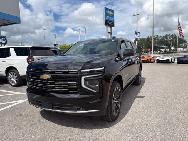 2026 Chevrolet Suburban High Country — photo 1 of 31