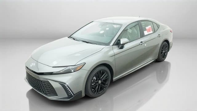 2026 Toyota Camry SE — photo 1 of 46