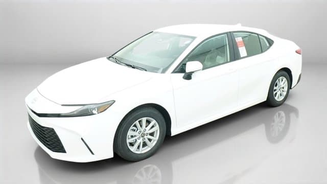 2026 Toyota Camry LE — photo 1 of 46