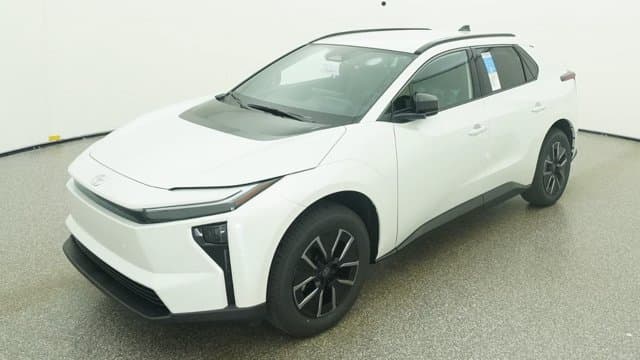 2026 Toyota bZ XLE — photo 1 of 32