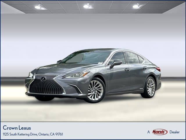 2019 Lexus ES ES 300h Luxury — photo 1 of 32