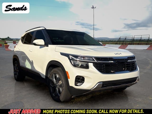 2024 Kia Seltos S — photo 1 of 17