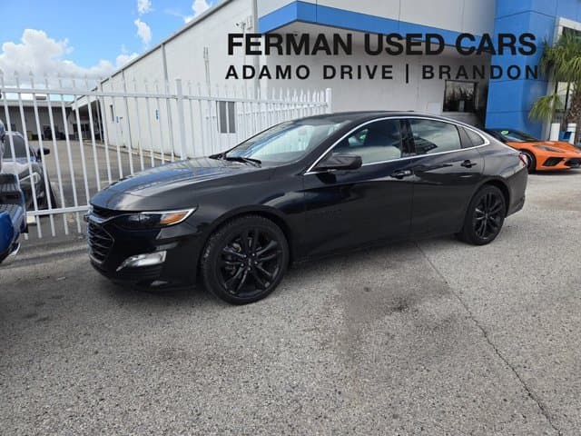 2022 Chevrolet Malibu LT — photo 1 of 13