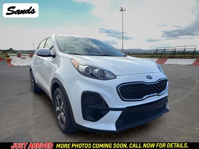 2022 Kia Sportage LX — photo 1 of 11
