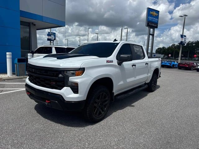 2024 Chevrolet Silverado 1500 Custom Trail Boss — photo 1 of 14