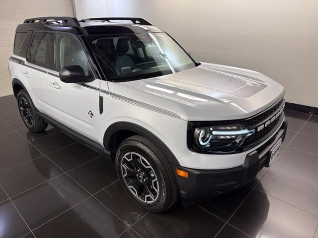 2026 Ford Bronco Sport Outer Banks — photo 1 of 41