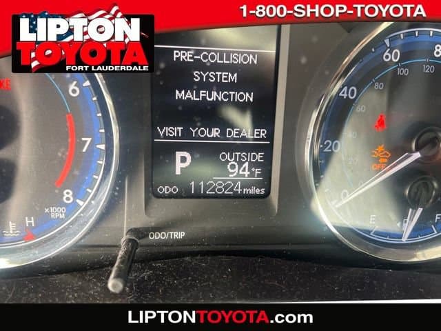 2018 Toyota Corolla LE — photo 1 of 12