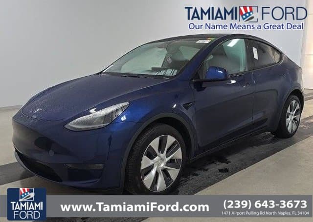 2023 Tesla Model Y Long Range — photo 1 of 6