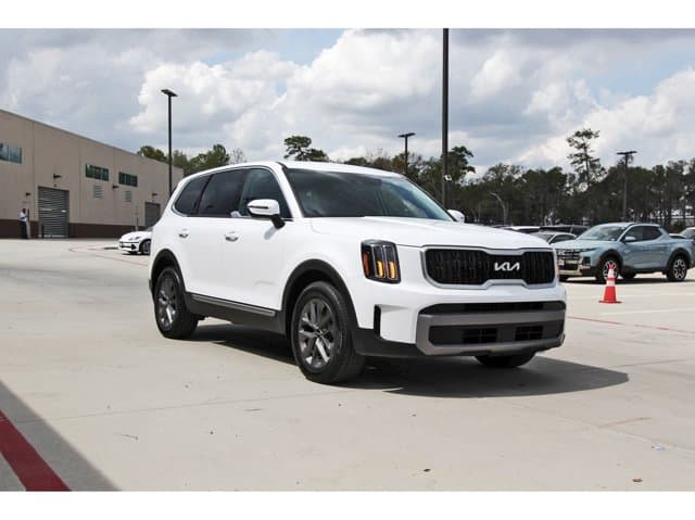 2024 Kia Telluride LX — photo 1 of 34