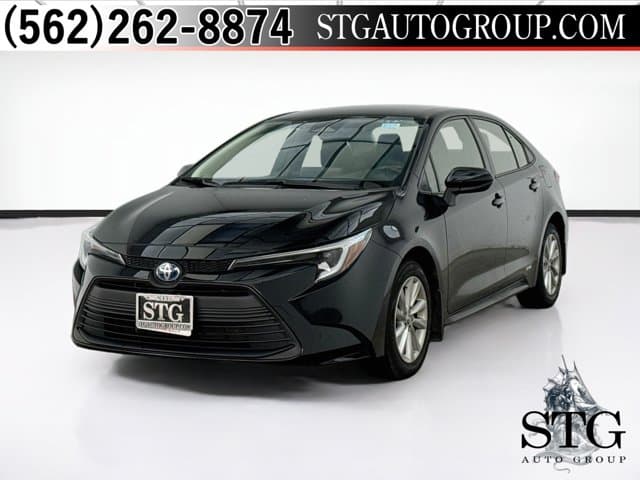 2024 Toyota Corolla LE — photo 1 of 20