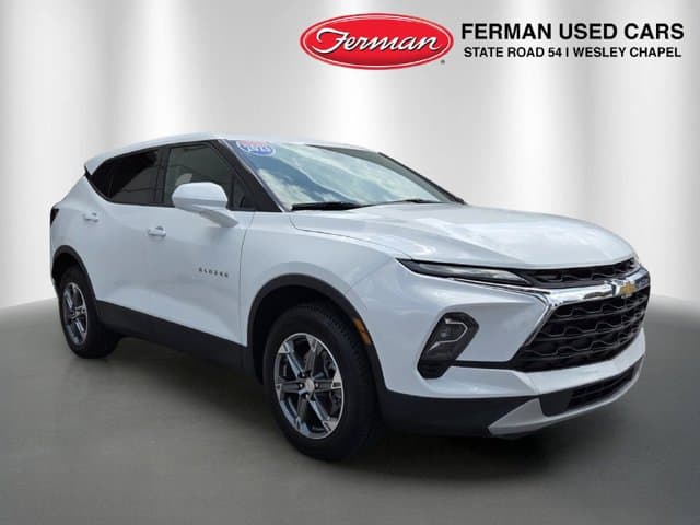 2023 Chevrolet Blazer LT — photo 1 of 37