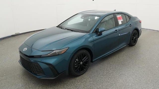 2026 Toyota Camry SE — photo 1 of 52