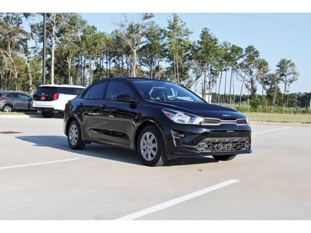 2023 Kia Rio LX — photo 1 of 32