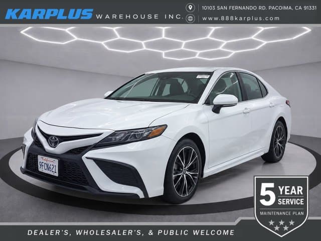 2023 Toyota Camry SE — photo 1 of 5