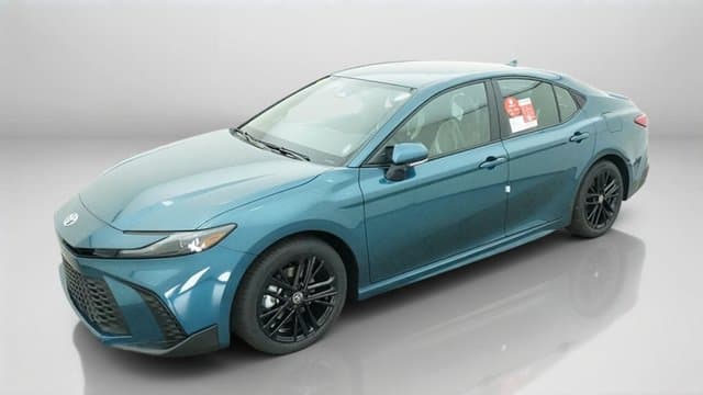 2027 Toyota Camry SE — photo 1 of 46