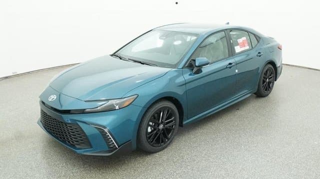 2026 Toyota Camry SE — photo 1 of 52