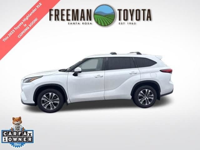 2023 Toyota Highlander L — photo 1 of 9