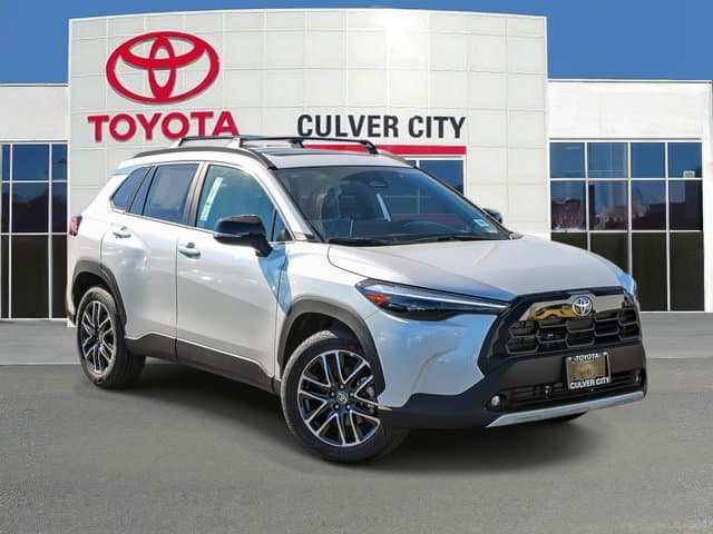 2026 Toyota Corolla Cross XLE — photo 1 of 26