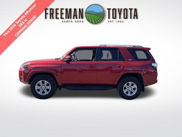 2016 Toyota 4Runner SR5 — photo 1 of 8