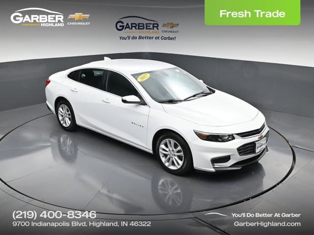 2017 Chevrolet Malibu LT — photo 1 of 50