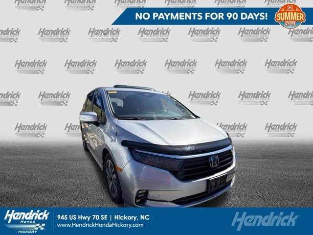 2024 Honda Odyssey Touring — photo 1 of 10