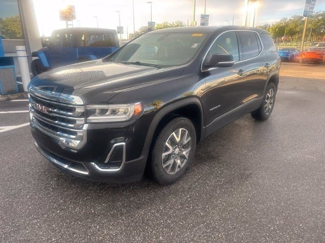 2023 GMC Acadia SLE — photo 1 of 13