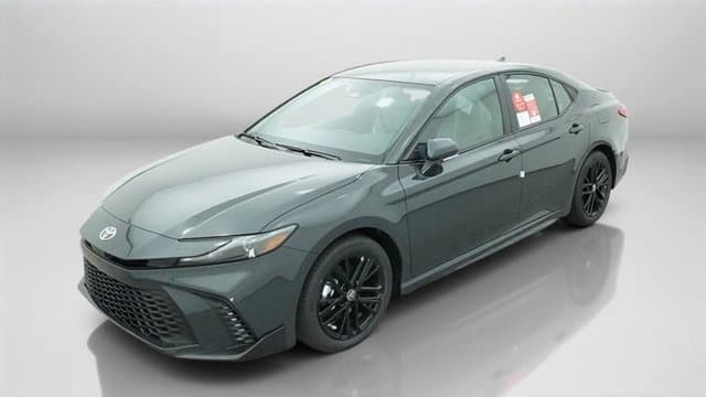 2027 Toyota Camry SE — photo 1 of 46