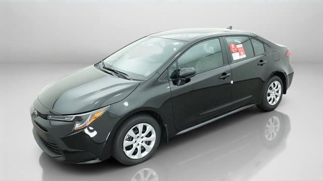 2027 Toyota Corolla LE — photo 1 of 24