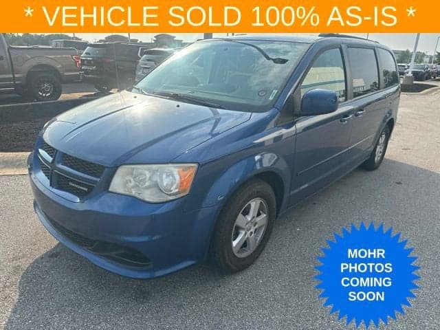2011 Dodge Grand Caravan Mainstreet — photo 1 of 12