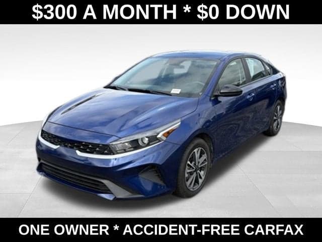 2023 Kia Forte LXS — photo 1 of 42
