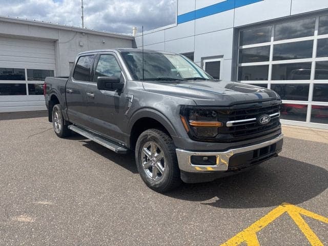2025 Ford F-150 XLT — photo 1 of 5