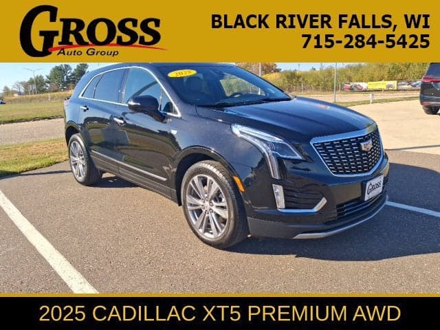 2025 Cadillac XT5 Base — photo 1 of 5