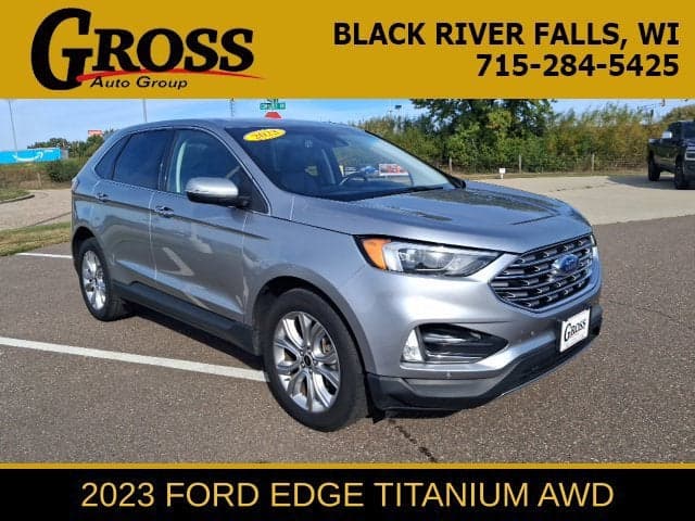 2023 Ford Edge Titanium — photo 1 of 5