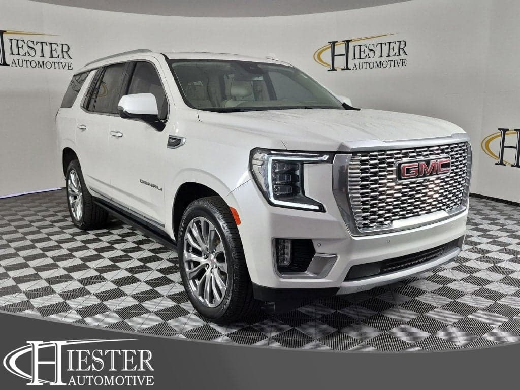2023 GMC Yukon Denali — photo 1 of 3