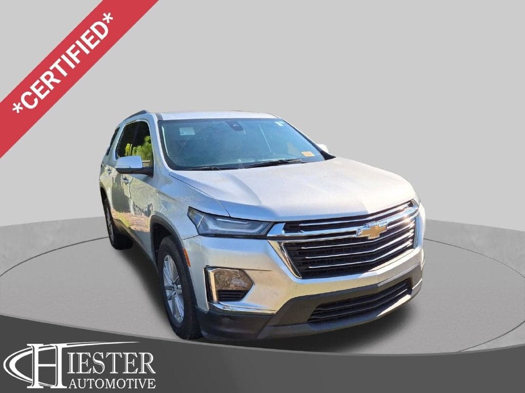 2022 Chevrolet Traverse LT Leather — photo 1 of 7